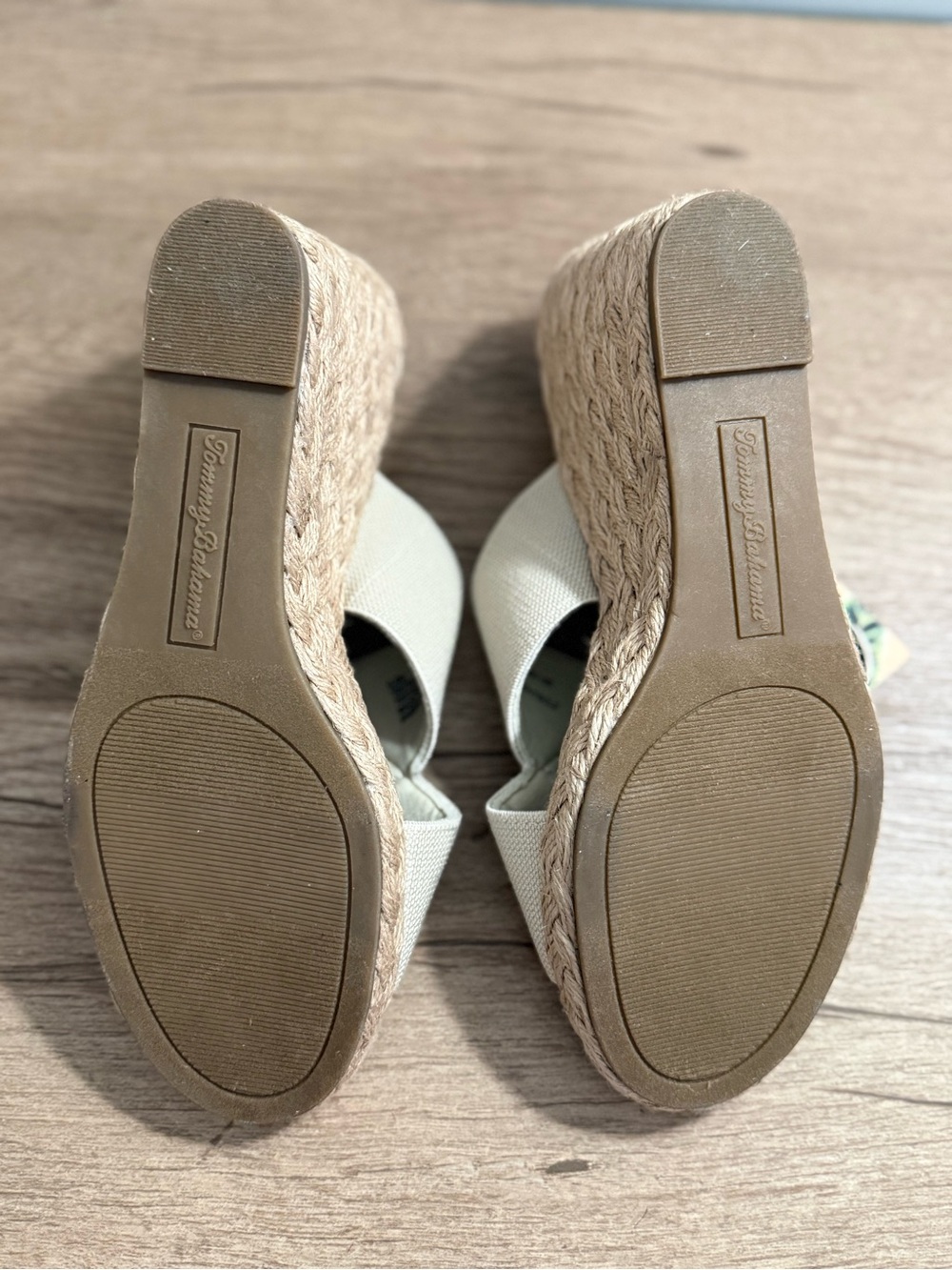 Tommy Bahama Cream Crossband Espadrille Slides, 6.5 & 8, NWT - Picture 8 of 8